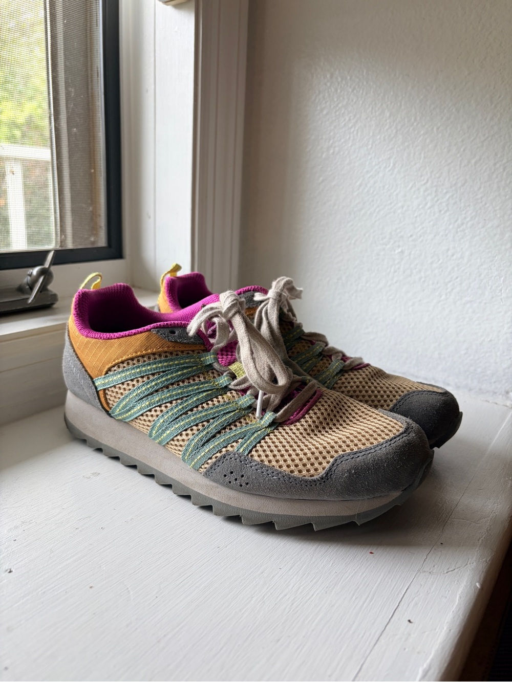Merrell / Colorful Yellow Alpine Sneakers / Size 7.5